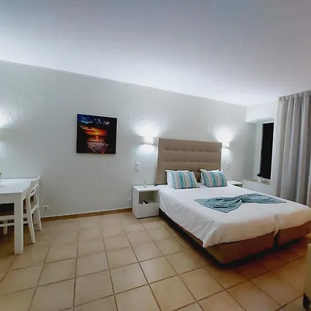 Big Terrace With Sea View 98 אלבופיירה